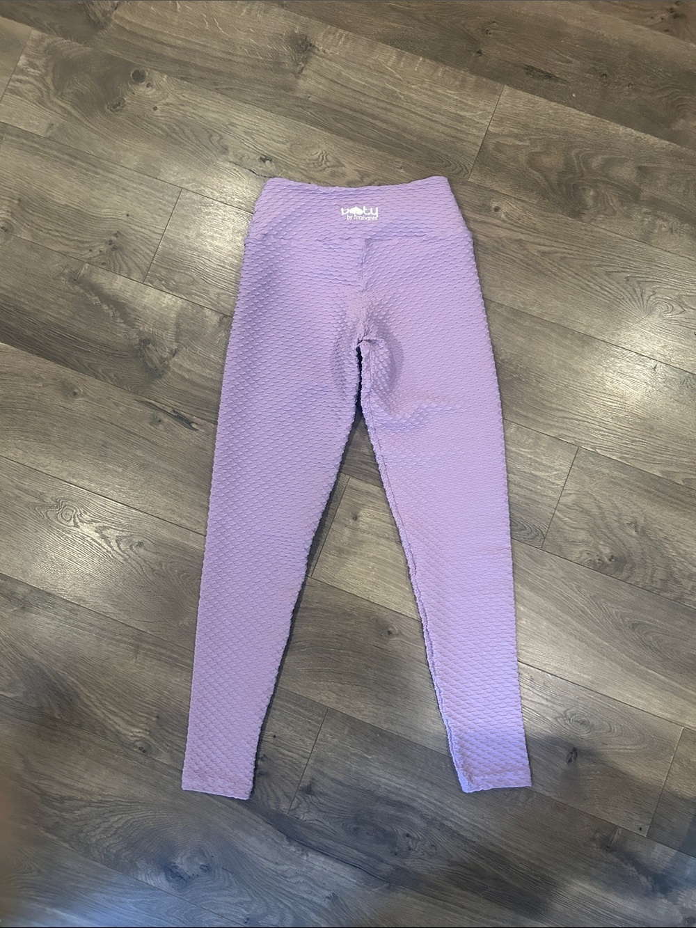 Booty by Brabants Lilac Textured Leggings *make butt look amazing !*